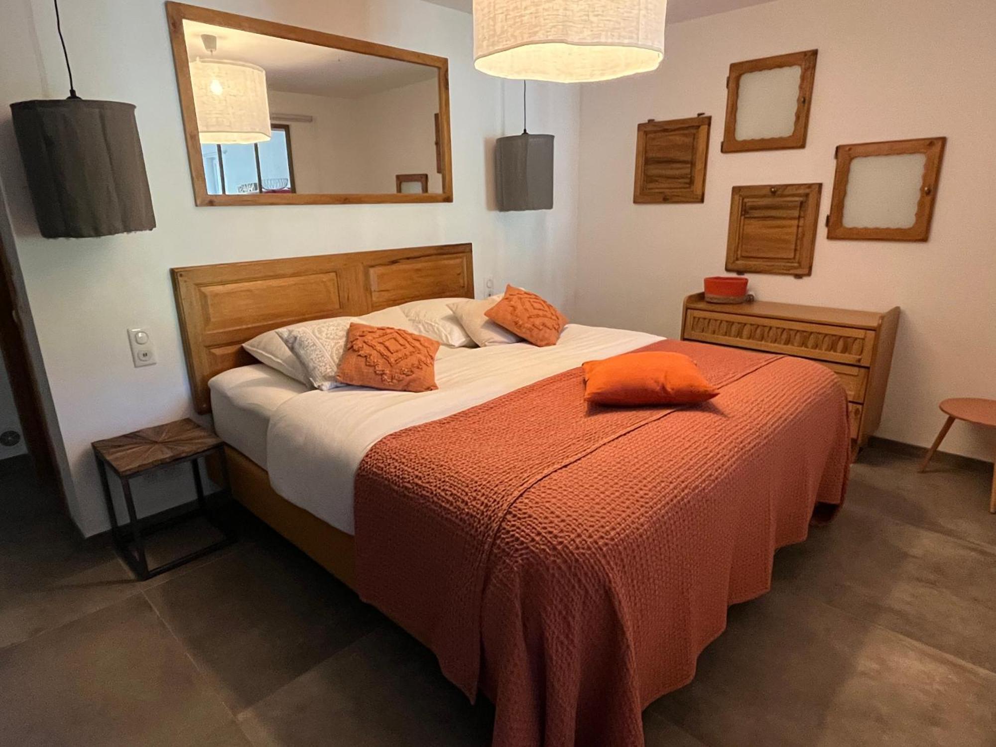 Hestia Bed & Breakfast Robion en Luberon Exterior photo